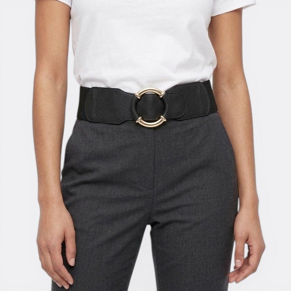 Woman wearing a belt